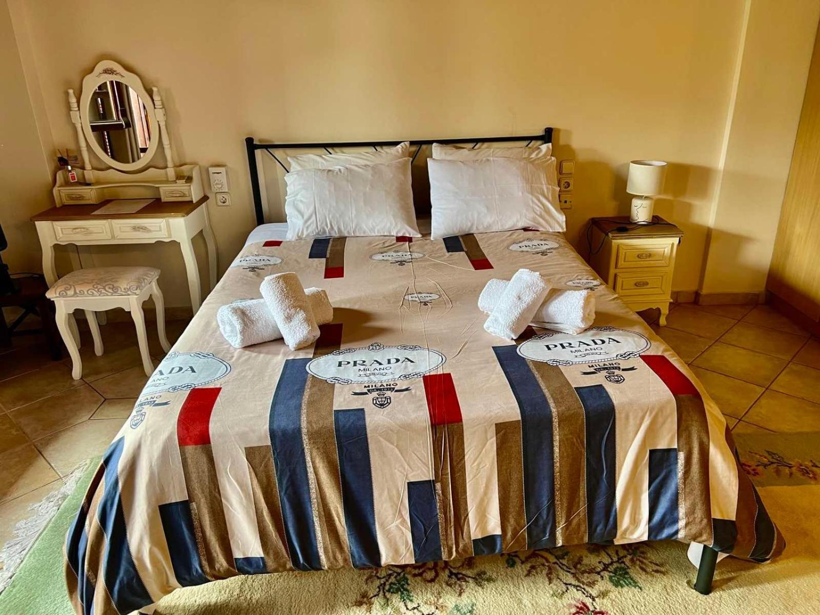 Appartamento Στούντιο Κέντρου Άνω Πόλης Πάτρας Esterno foto